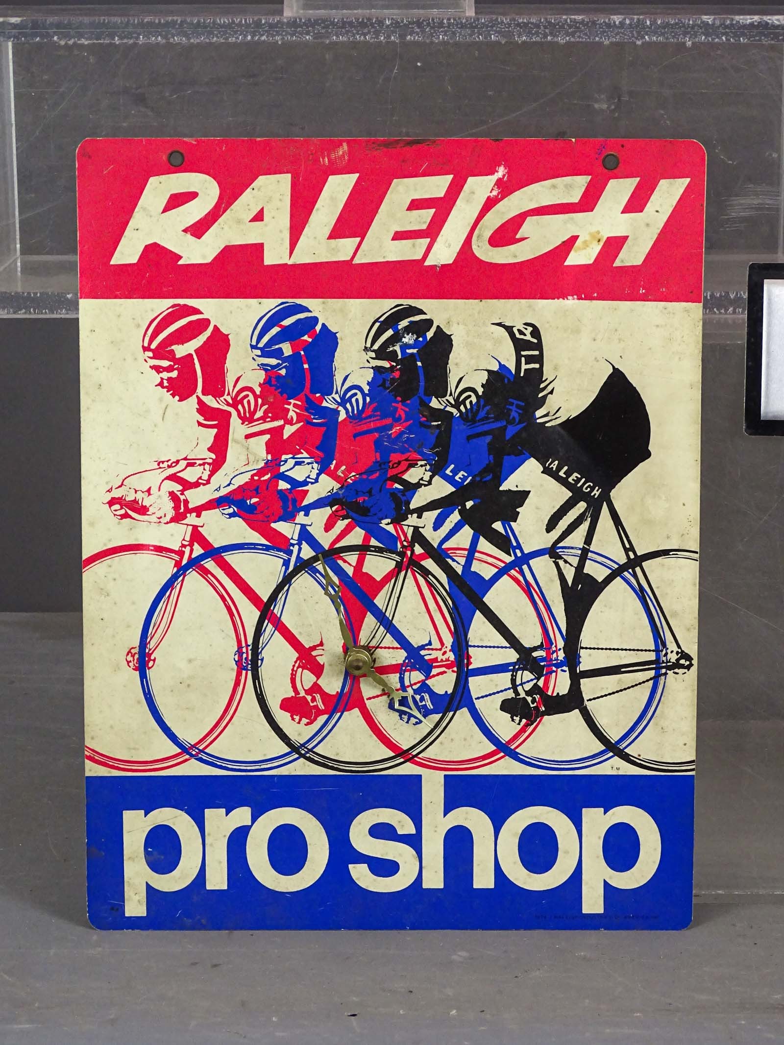 Contemporary Shop Signs - 5