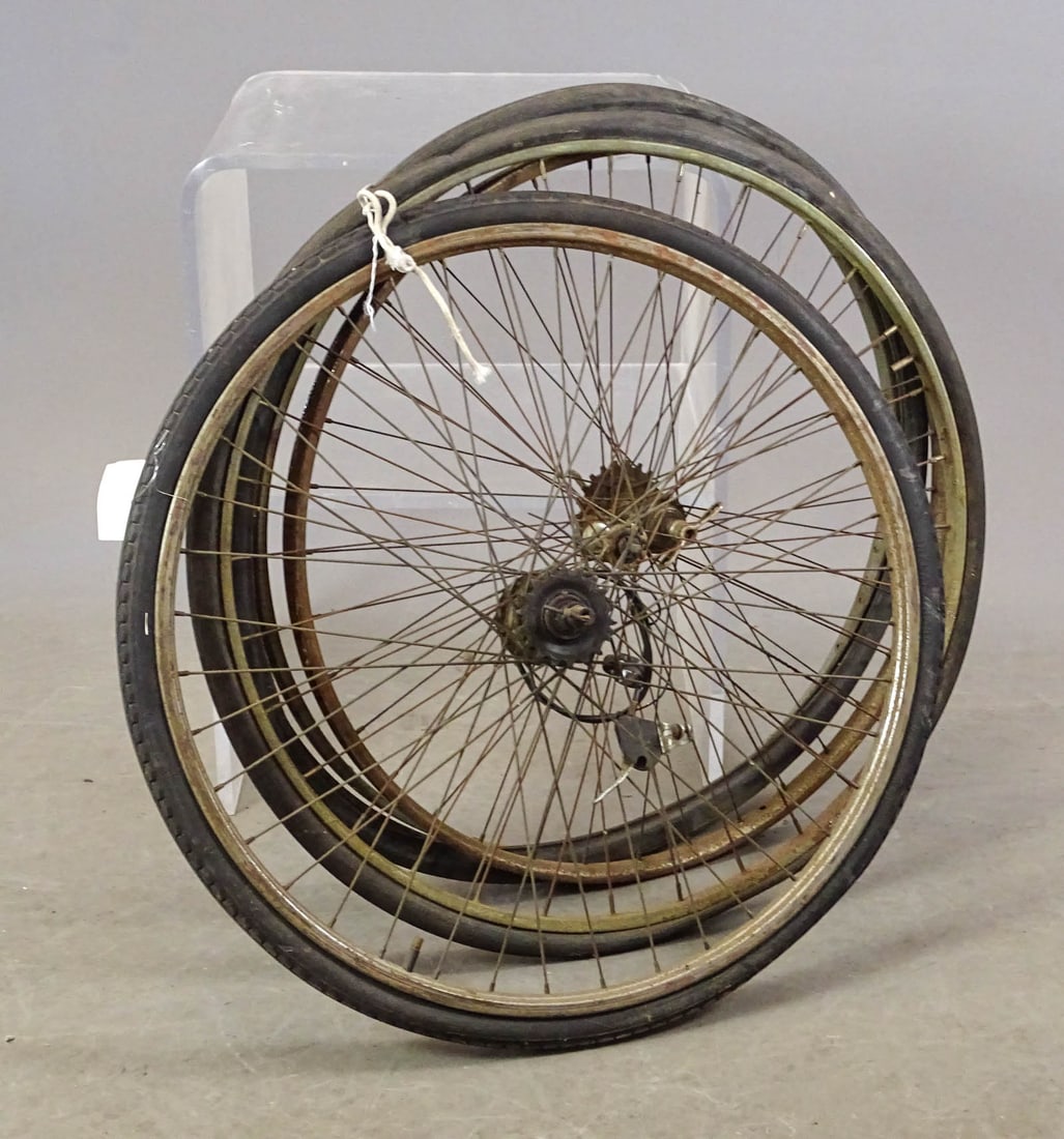 Sturmey Archer Wheel Set: Wheel Set: Sturmey Archer FW 3 speed hub, 3 speed freewheel hub, front wheel all 1930's/40's vintage. Good condition. Glenn Eames Collection Burlington Vermont.
