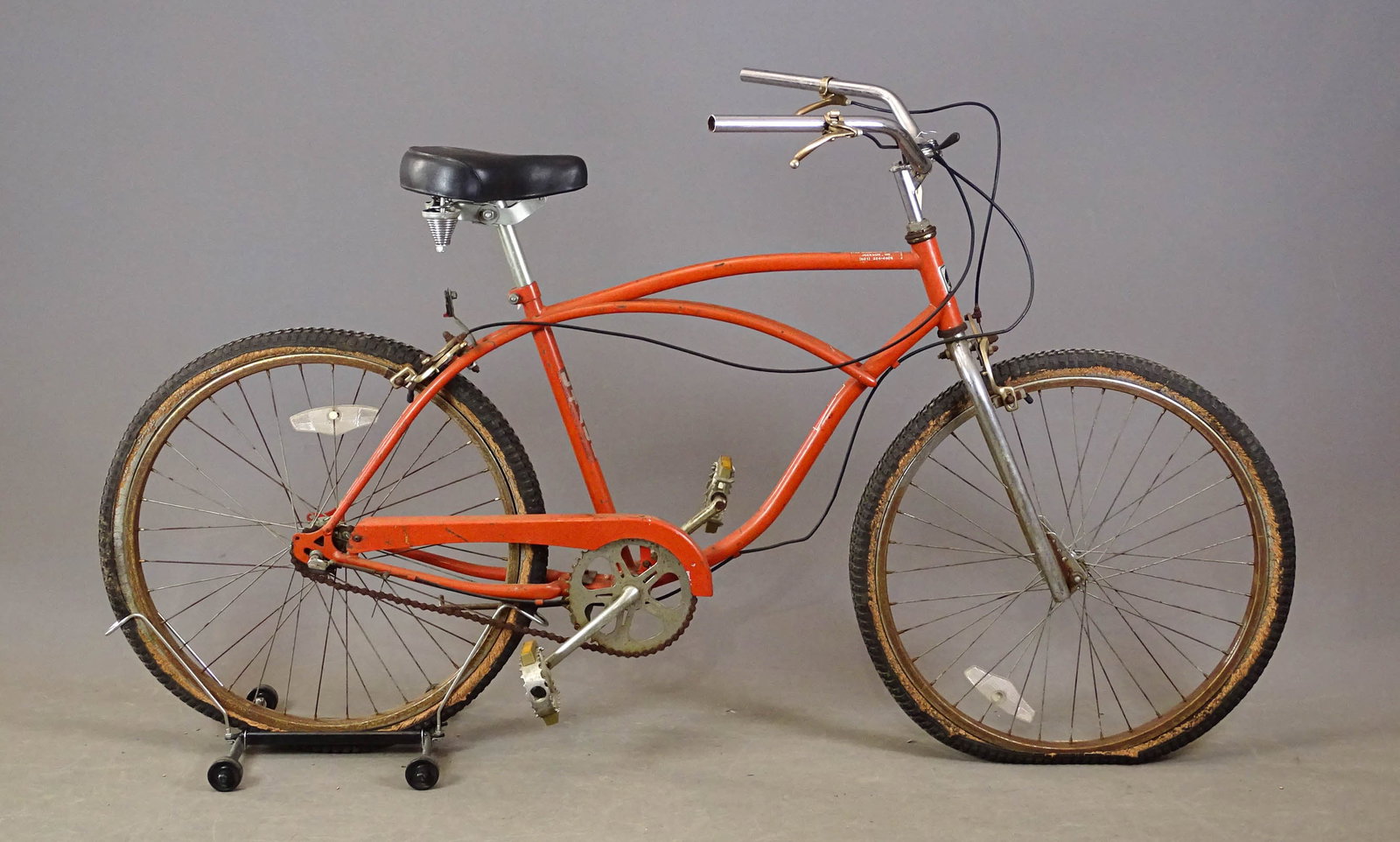 Vintage "FBC" Bicycle: Vintage "FBC" bicycle. 18" frame. Has Uhaul stickers on it. As is.