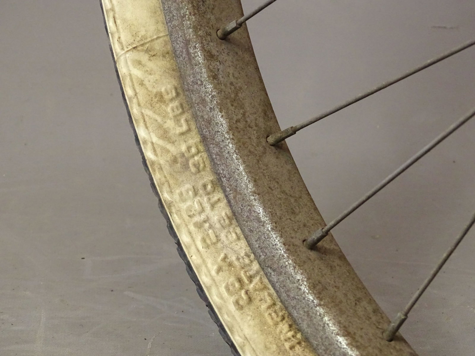 Pre-War Schwinn Bicycle - 9