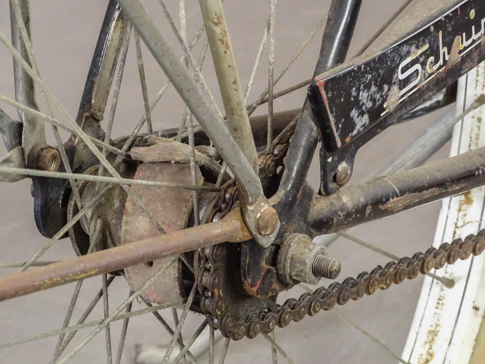 Schwinn Typhoon Bicycle - 3