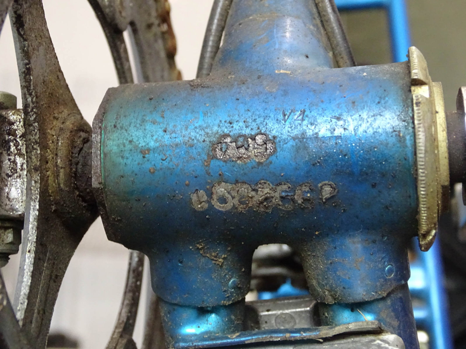 Vintage Motobecane Bicycle - 10