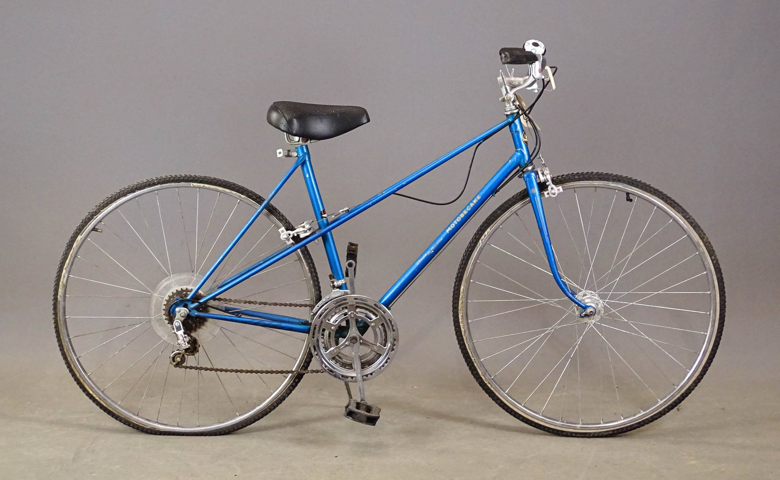 Vintage Motobecane Bicycle: Vintage Motobecane bicycle. Marked "Made in France". 20" frame. Good condition.