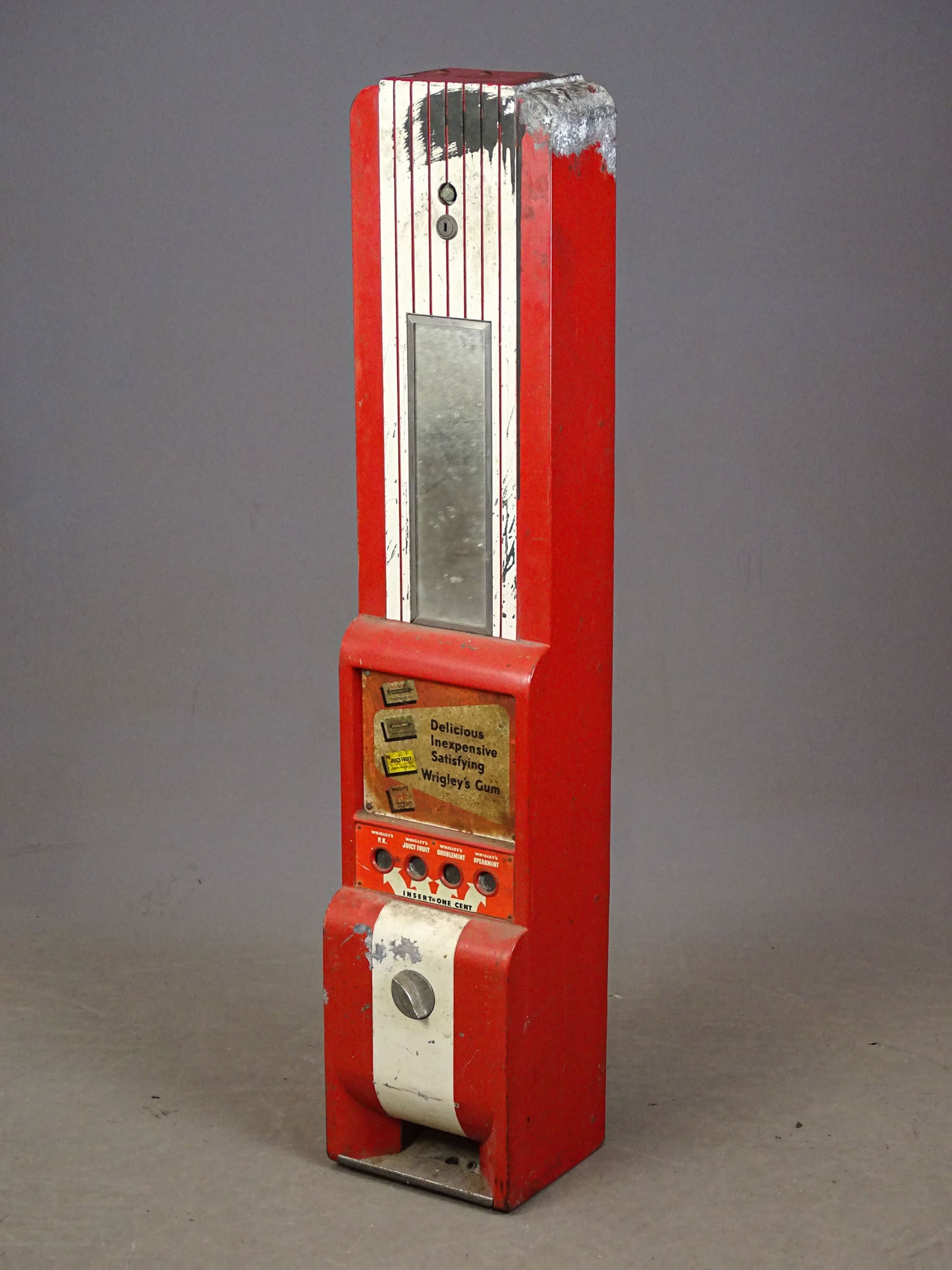Vintage Wrigleys Gum Machine - 4