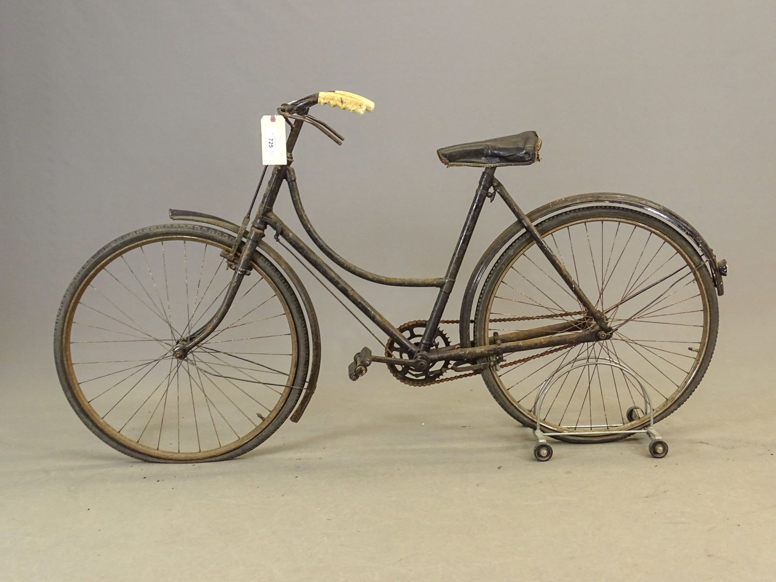Bicycle Lot - 10