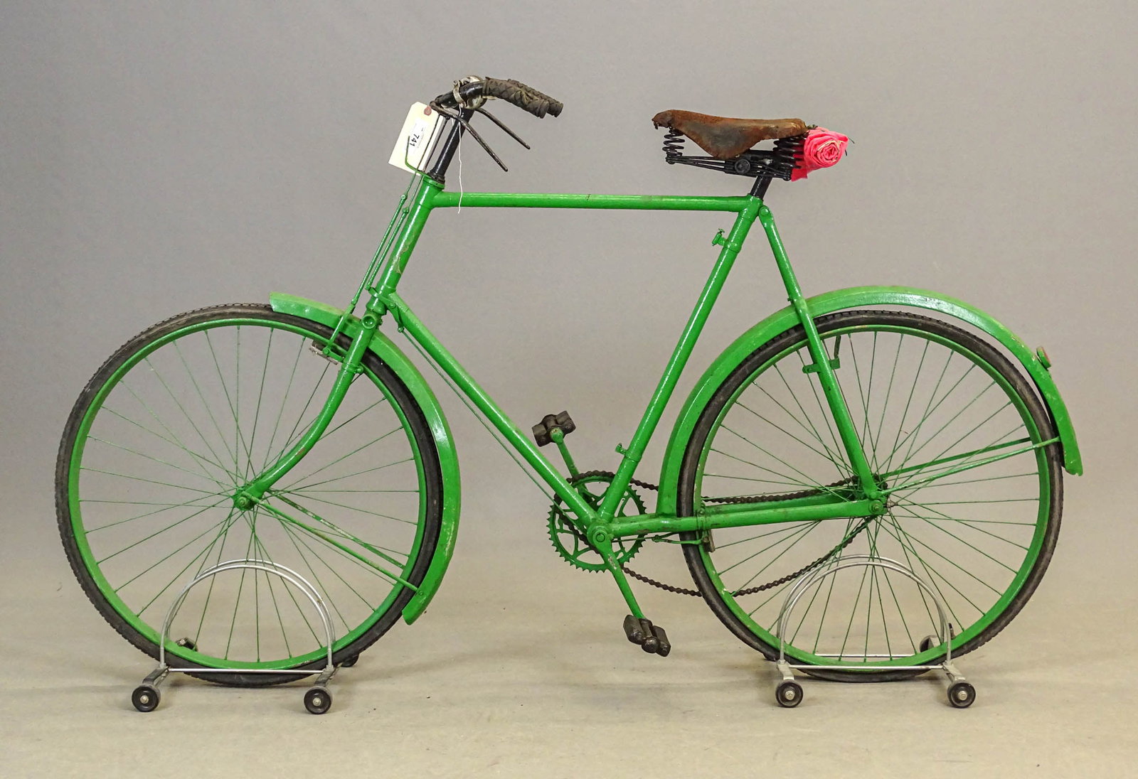 Vintage Raleigh Bicycle - 7