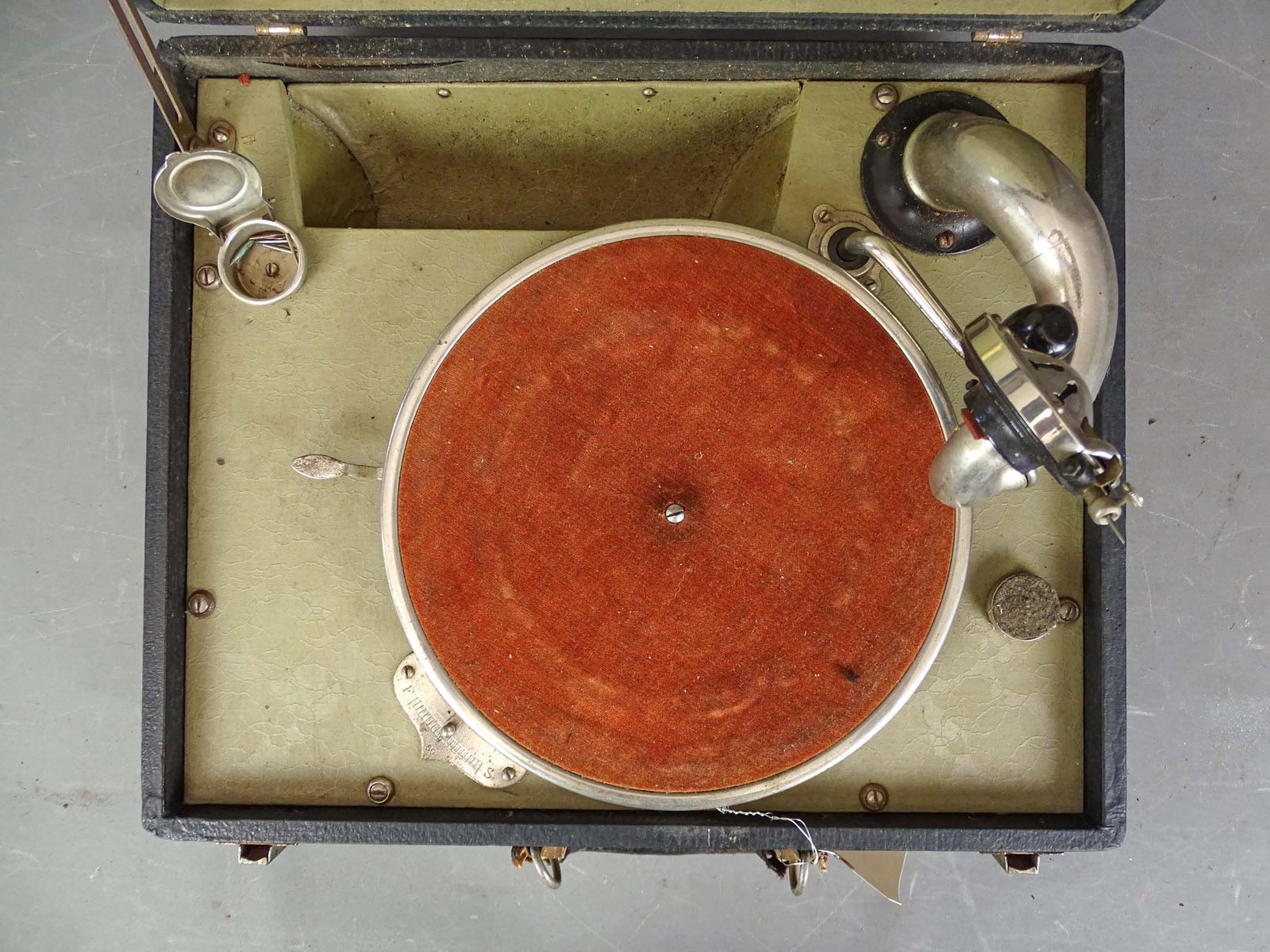 Columbia Victrola - 2