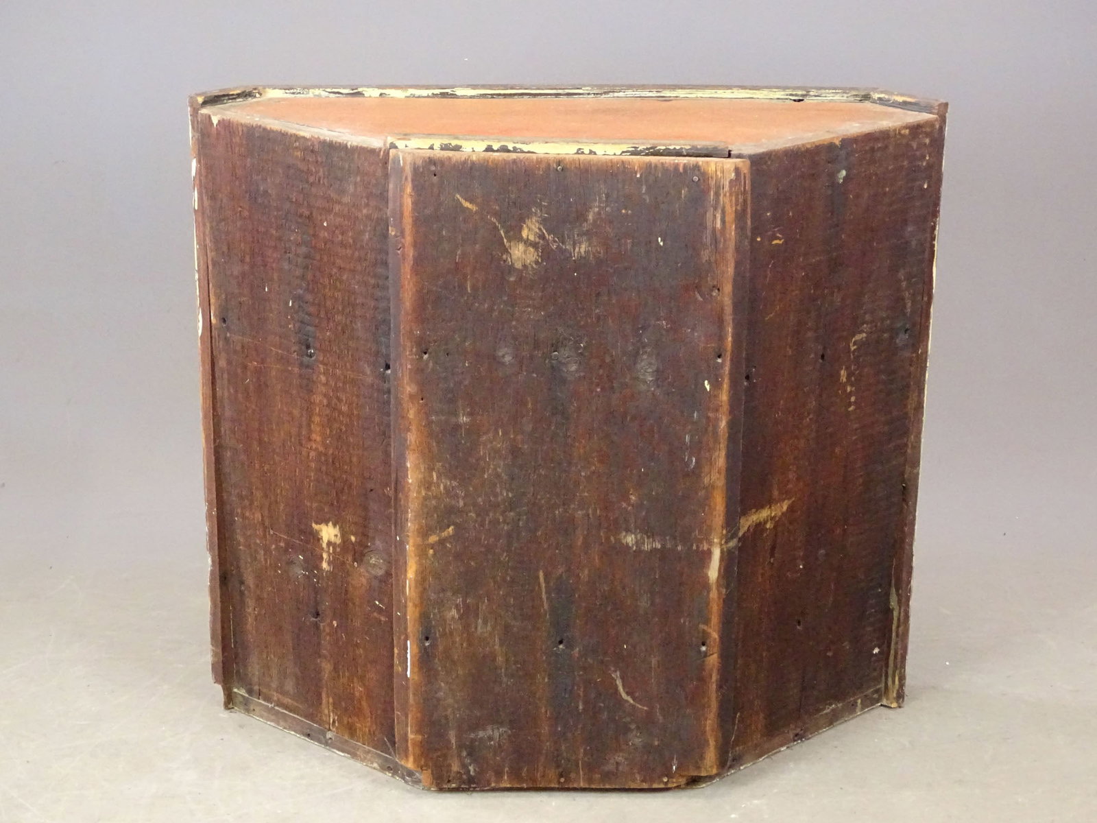 19th c. Hanging Corner Cupboard - 4