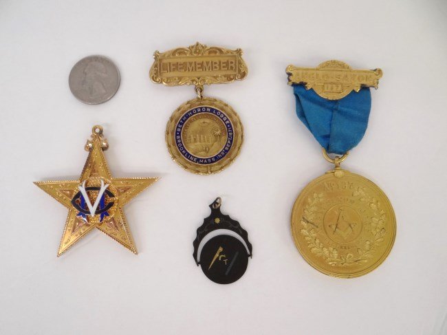 Masonic Medals and Charm: Lot of 3 Masonic medals and one spinner key fob.