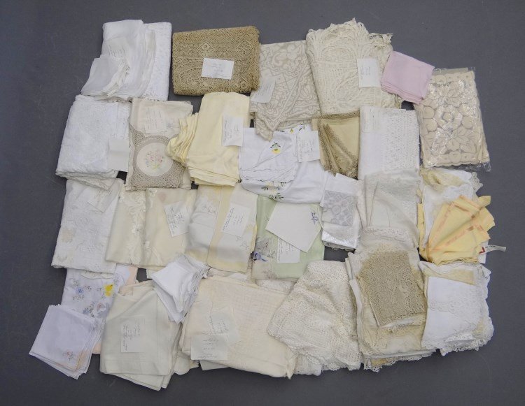 Textile Lot: Misc. lot vintage crocheted and various linen textiles.