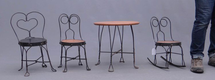 Child's Table And Chairs: Child's ice cream parlor style table and chair set.