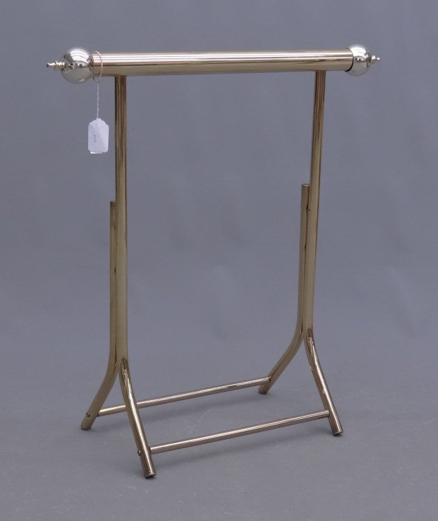 Brass Rack: Contemporary brass rack.