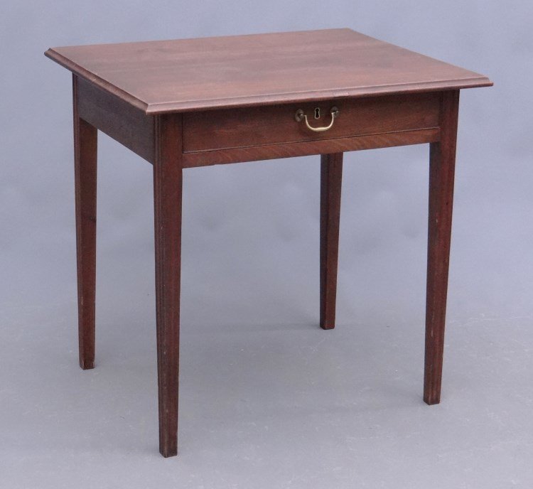18th c. Chippendale Table: 18th c. Chippendale molded leg single drawer table. Top 28" x 23", 28" Ht.
