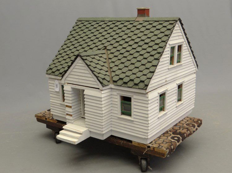 House Model: Vintage house model. 28" x 31"x 26 1/2" Ht.