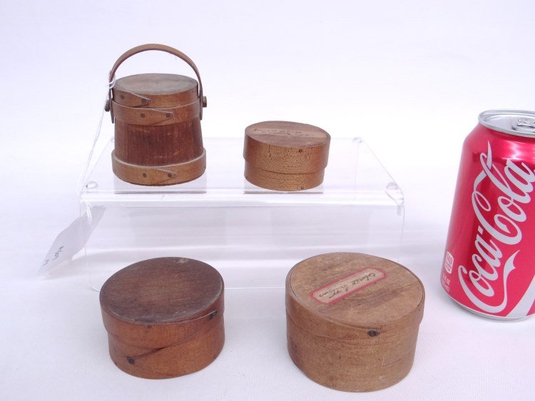 Shaker Miniature Firkin and Pantry Boxes: Lot three 19th c. Shaker type miniature pantry boxes (2" to 3" diameter), along with Shaker minature firkin with lid and swing handle. 2 12" Ht.