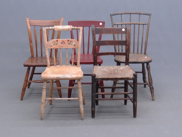 Chair Lot: Misc. chair lot including arrowback plank seat Windsor, 19th c. plank seat rodback Windsor, rabbit ear rush seat, Hitchcock style.