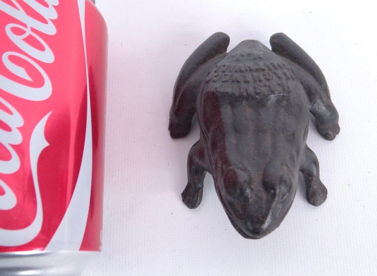 Star Bicycles Cast Iron Frog: Cast iron desk frog marked HB Smith Machine Co. Smithville N.J" and "Makers Of Star Bicycles & Tricycles". 4" length. Good condition. David Metz Museum."