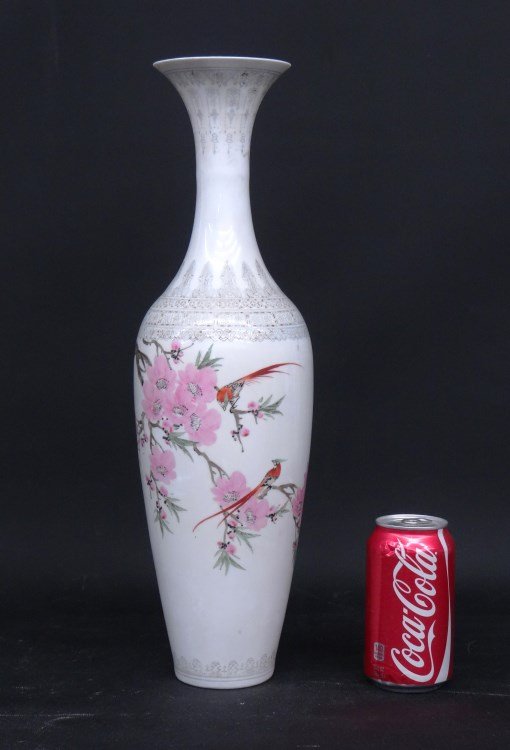 Asian Egg Shell Vase: Asian egg shell vase. 18" Ht.