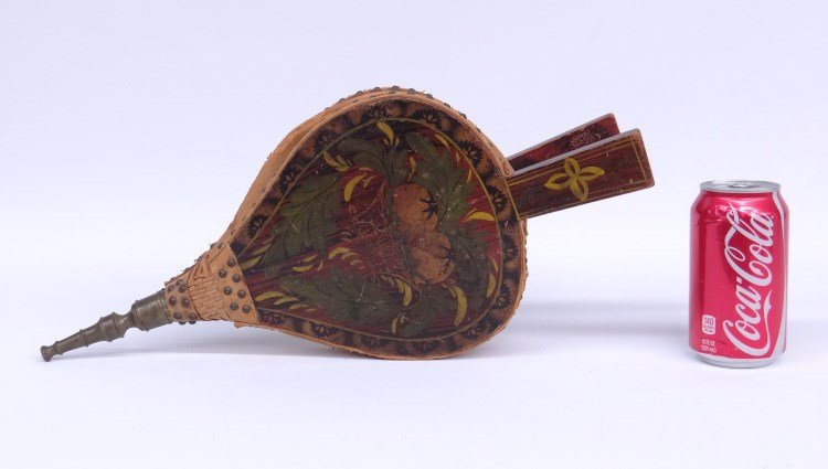 19th c. Bellows: 19th c. painted decorated New England bellows. 18" length.