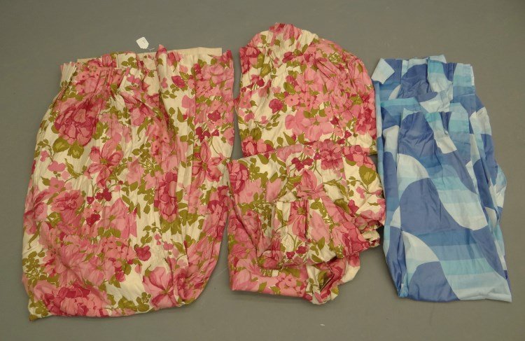 Mid Century Curtains: Lot misc. Mid Century curtains.