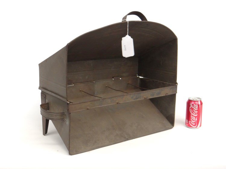 Tin Reflector Oven: 19th c. tin reflector oven. 19" W.