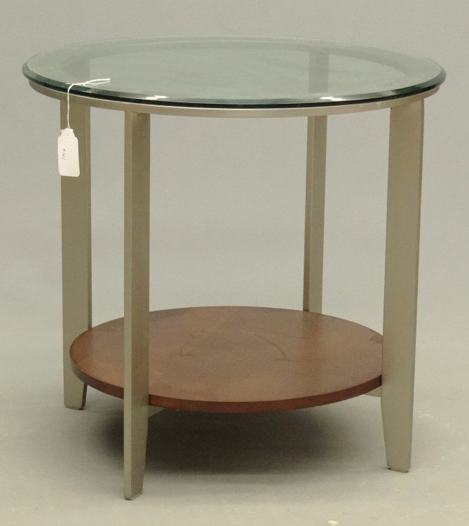 Ethan Allen Lamp Table: Ethan Allen glass top lamp table. Top 25 1/2' diameter, 24" Ht.