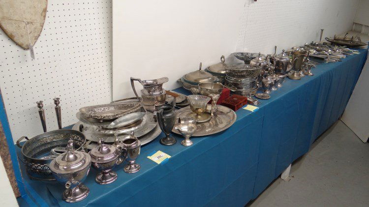 Silverplate Lot: Lot of over 150 pieces misc. silverplate including two tea sets, flatwear, platters etc., includes some weighted sterling silver