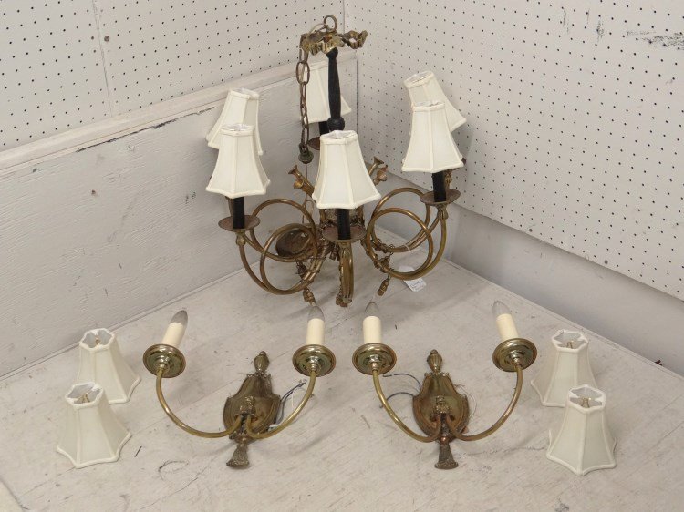 Lighting Lot: Lighting lot including a chandelier and a pair of matching wall sconces.