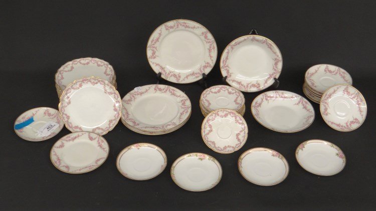 China Lot: Lot of (33) plates. Some marked "GDA Limoges" and "Theodore Haviland Limoges France".