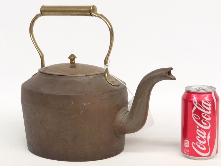 19th c. Coffee Pot: 19th c. cast iron gooseneck coffee pot with brass lid and handle. Base marked "Cannon Deepfields" (No. 3 6 PInts). 12" L., 11" Ht.