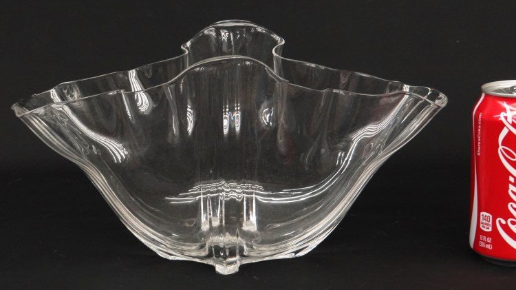 Steuben Handkerchief Vase: Signed Steuben handkerchief vase. Flea bite on side of base. 12 1/2" x 6" Ht.