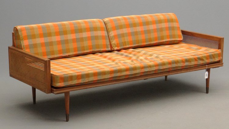 Mid Century Sofa: Mid Century sofa/daybed with cushions. 78" x 31 1/4" x 27" Ht.