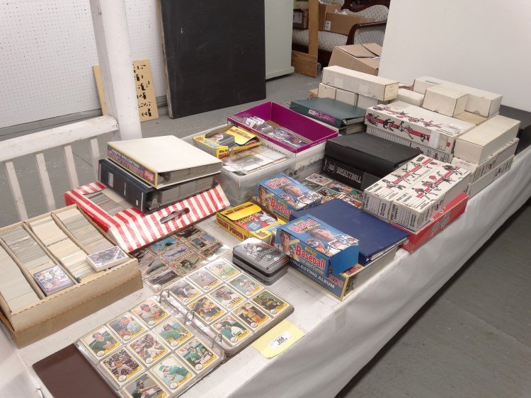 Sports Card Lot: Lot of over (25,000) sports cards C. 1970's-1990's including Topps, Donruss, Fleer, Upper Deck, Score etc., including baseball, basketball, hockey, football and more.