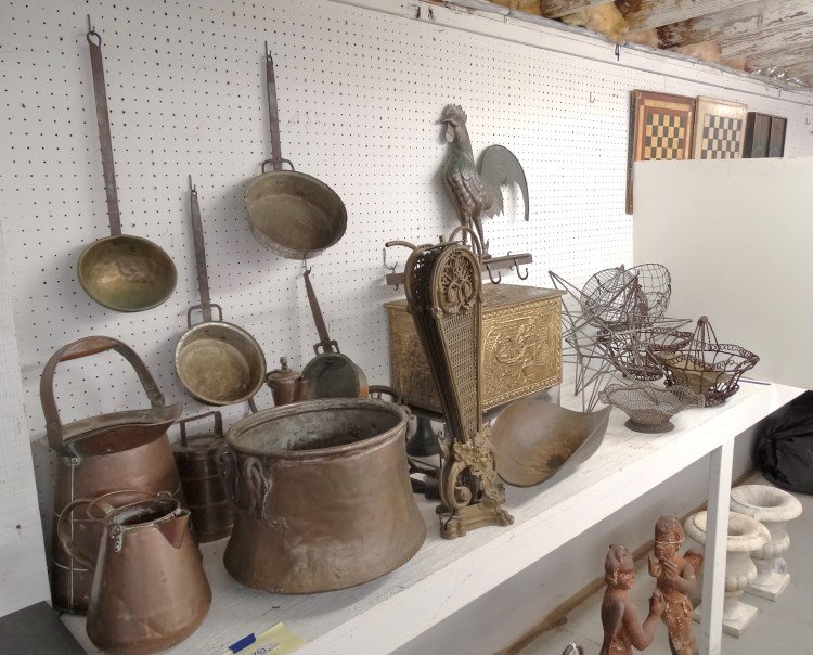 Misc. Lot: Misc. lot including brass coal box, scale, wire baskets, copper, rooster rack etc.