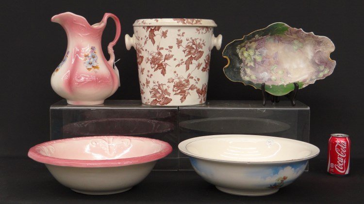 Porcelain Lot: Lot including contemporary pitcher and bowl, vintage bowl, early porcelain hand painted dish and early ironstone waste dish.