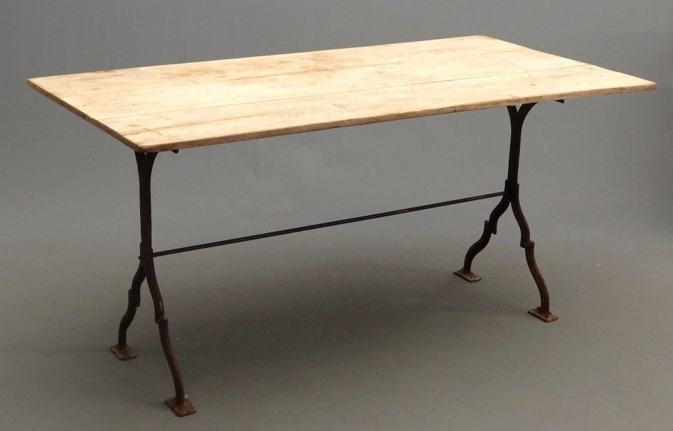 Iron Base Table (1 of 5)