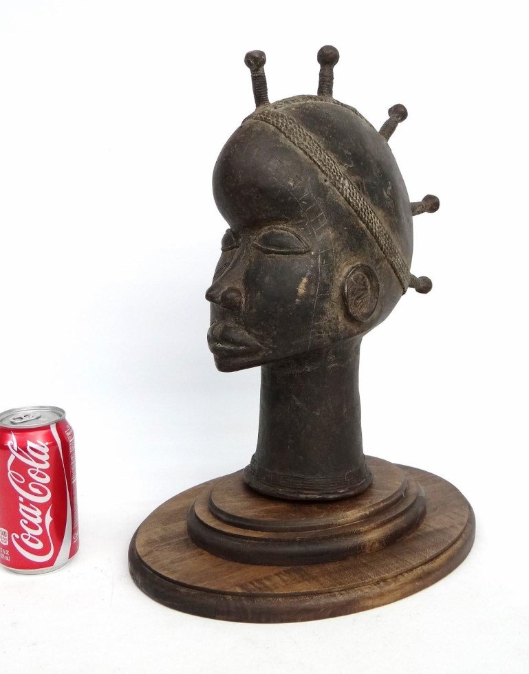 African Lobi People Bronze Head (1 of 5)