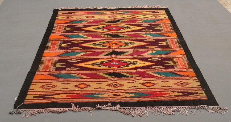 Flatweave Rug (1 of 5)
