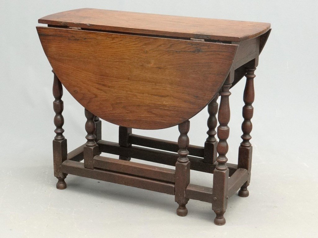 18th c. Oak Gateleg Table (1 of 6)