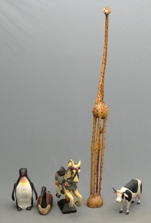 Lot Of Carvings (1 of 10)