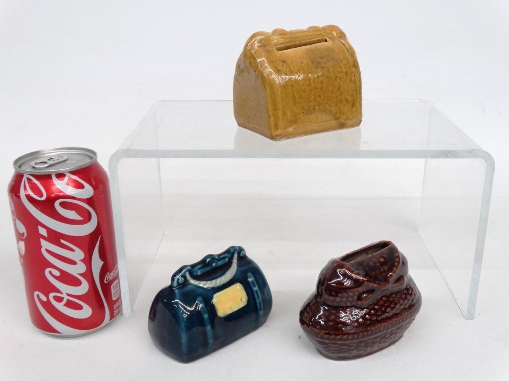 Purse Pottery Banks (1 of 4)