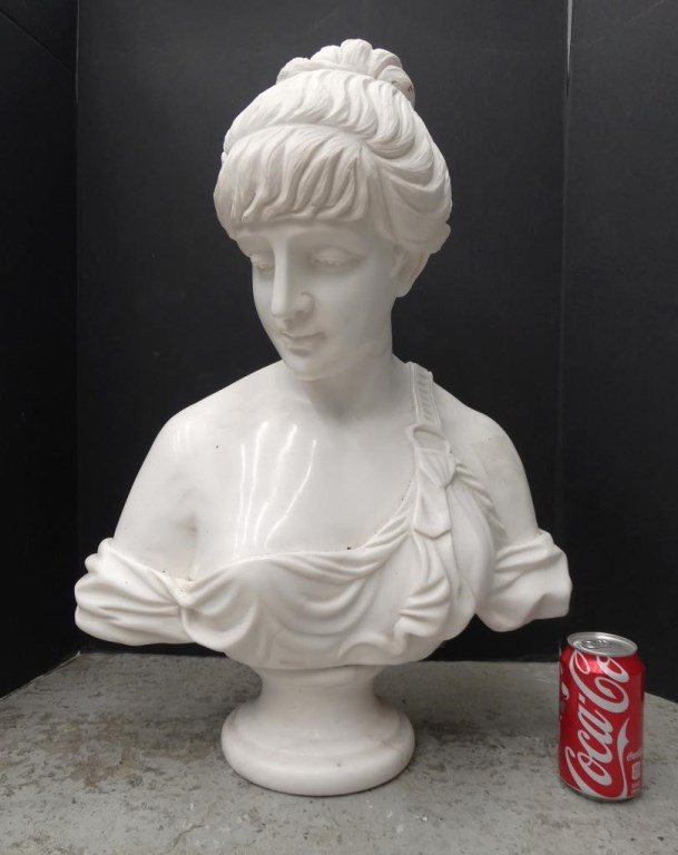 Marble Statue (1 of 4)