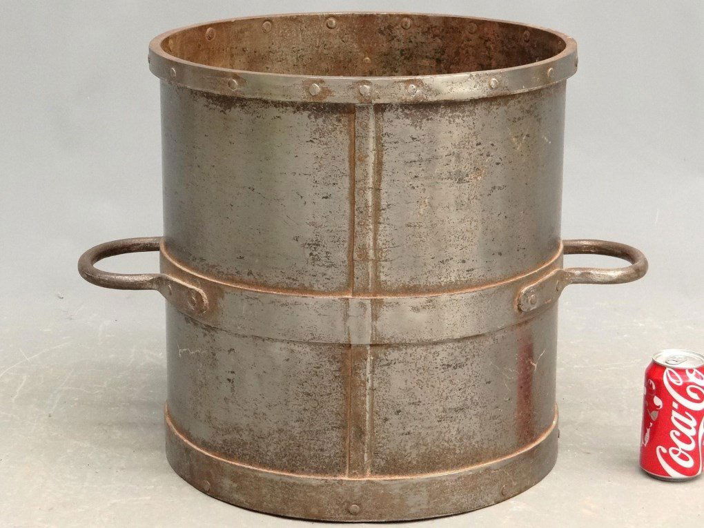Metal Bucket (1 of 5)