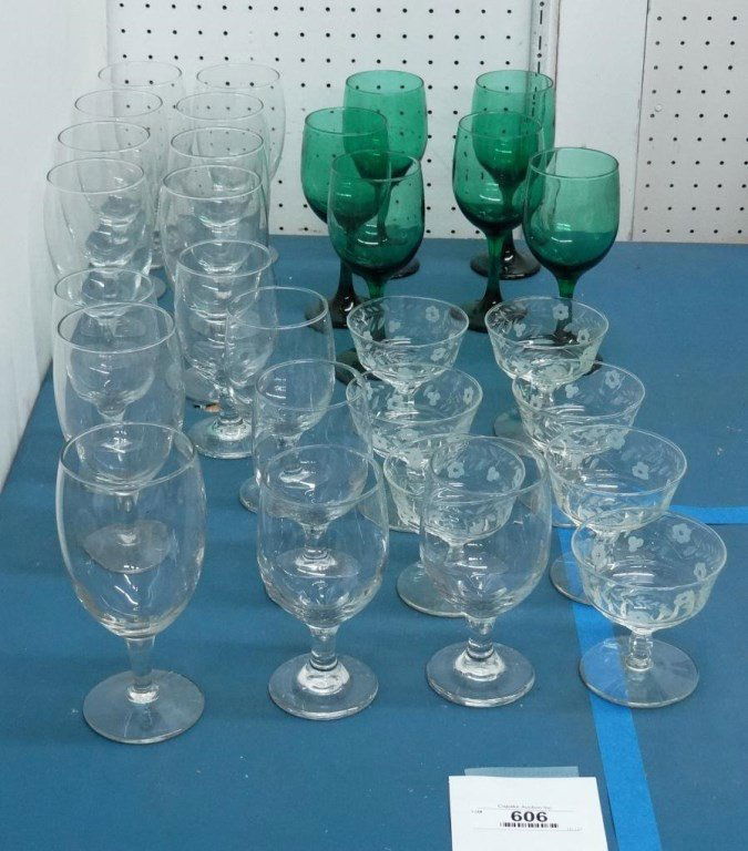 Stemware Lot (1 of 5)