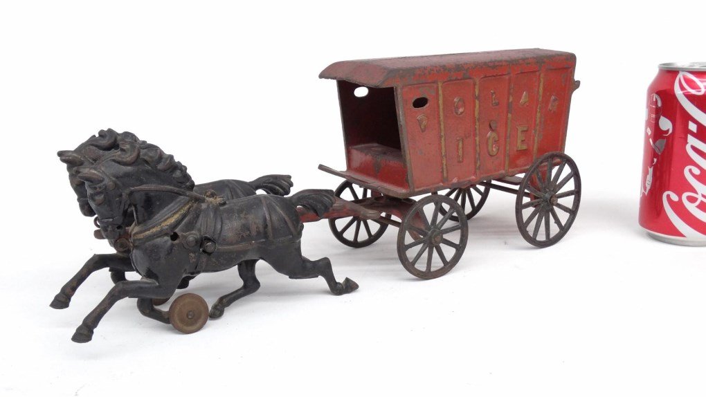 Cast Iron Ice Wagon Toy (1 of 5)