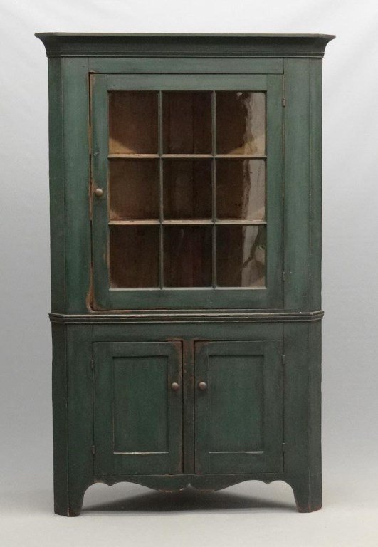 19th c. Corner Cupboard (1 of 10)