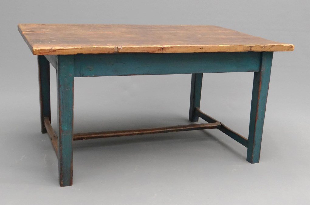 19th c. Coffee Table (1 of 4)