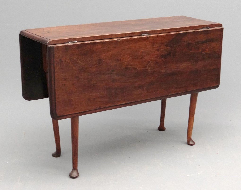 18th c. Queen Anne Dropleaf Table (1 of 4)