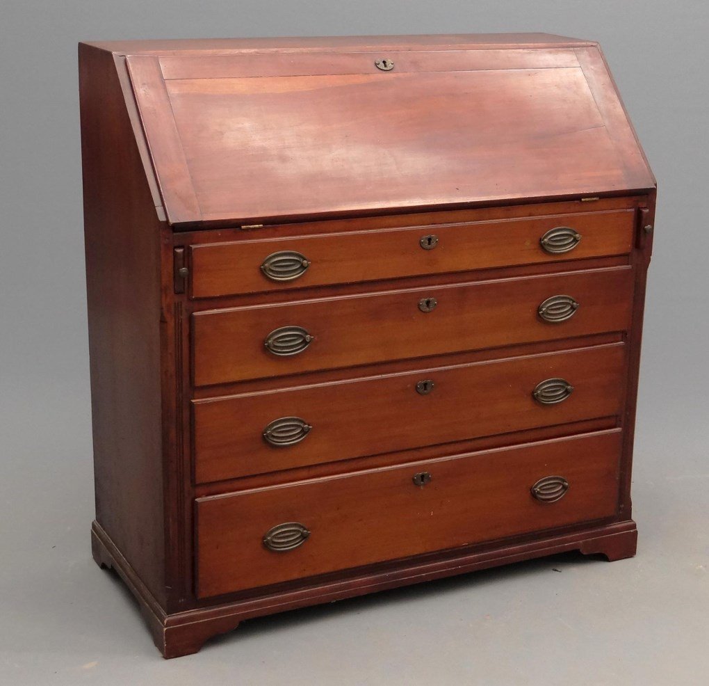 18th c. Slant Lid Desk (1 of 9)