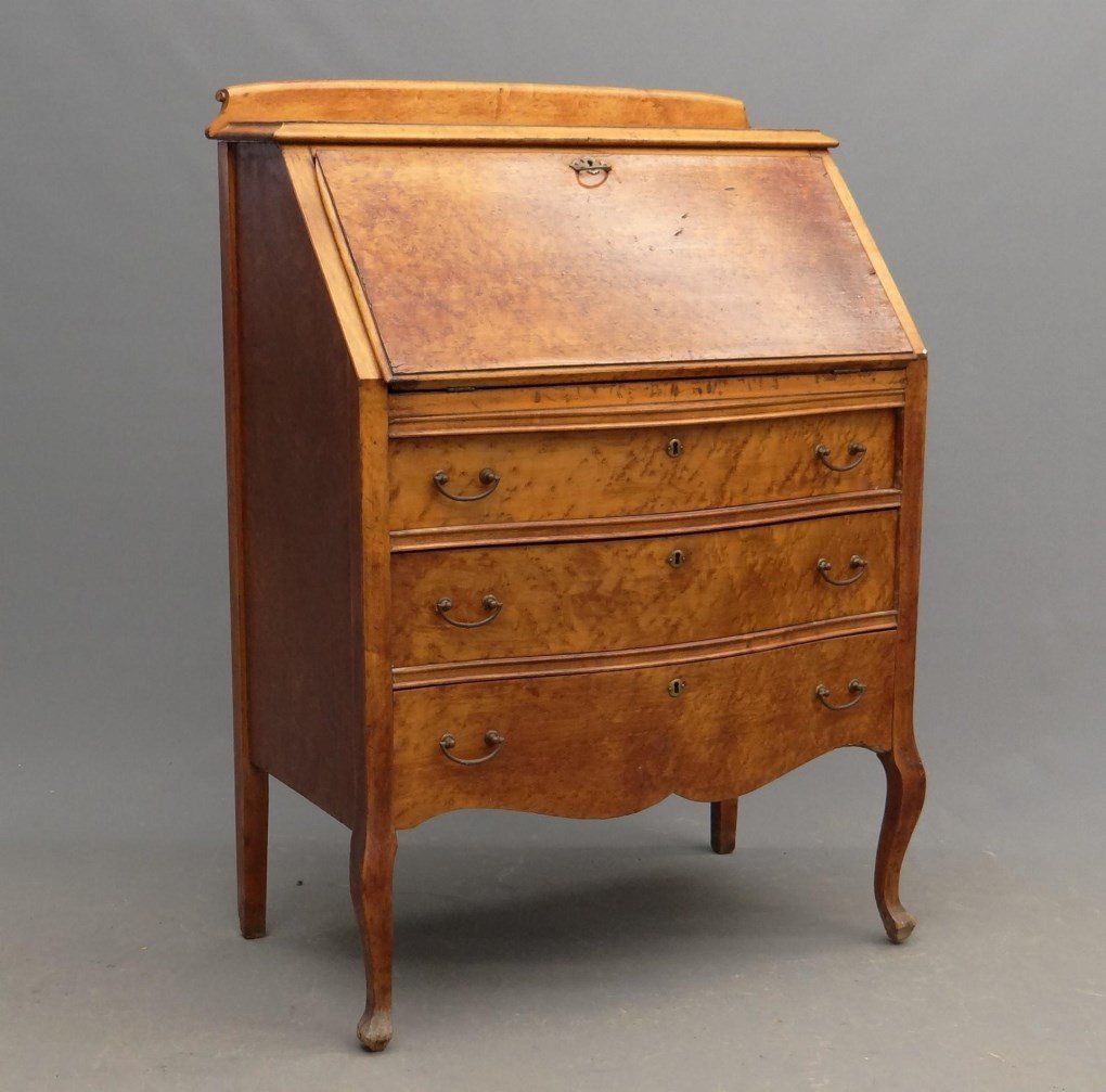 Birdseye Maple Desk (1 of 10)